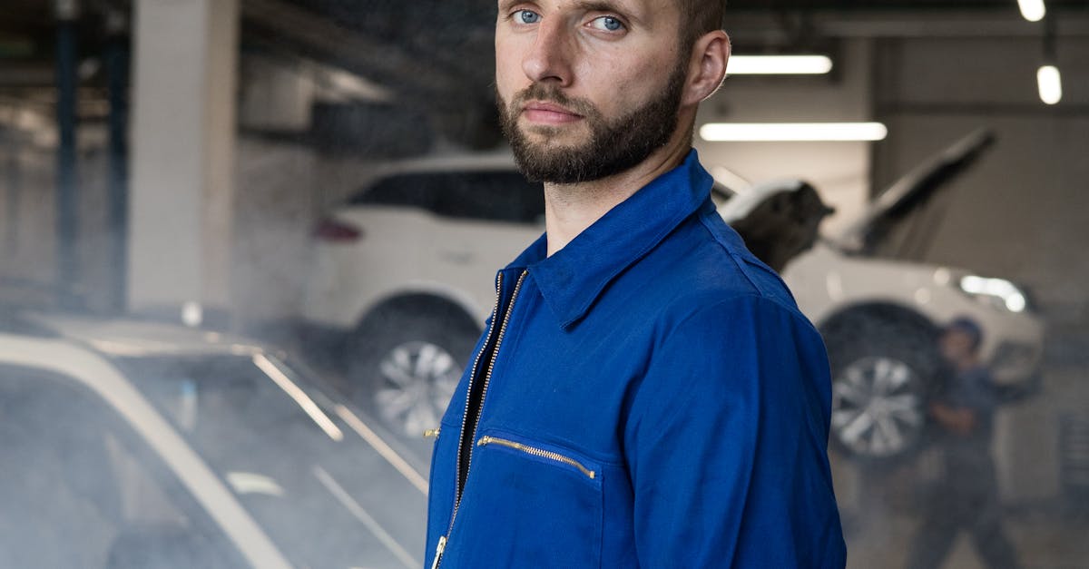 Leveraging Online Reviews for Enhanced Mechanic Selection